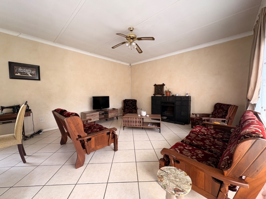 3 Bedroom Property for Sale in Flimieda North West
